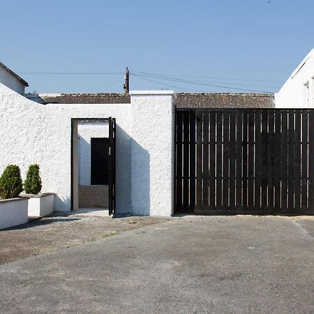Hill House Lodge Sleeps 6 Overlooking The Rock Of Cashel Cashel  Eksteriør billede
